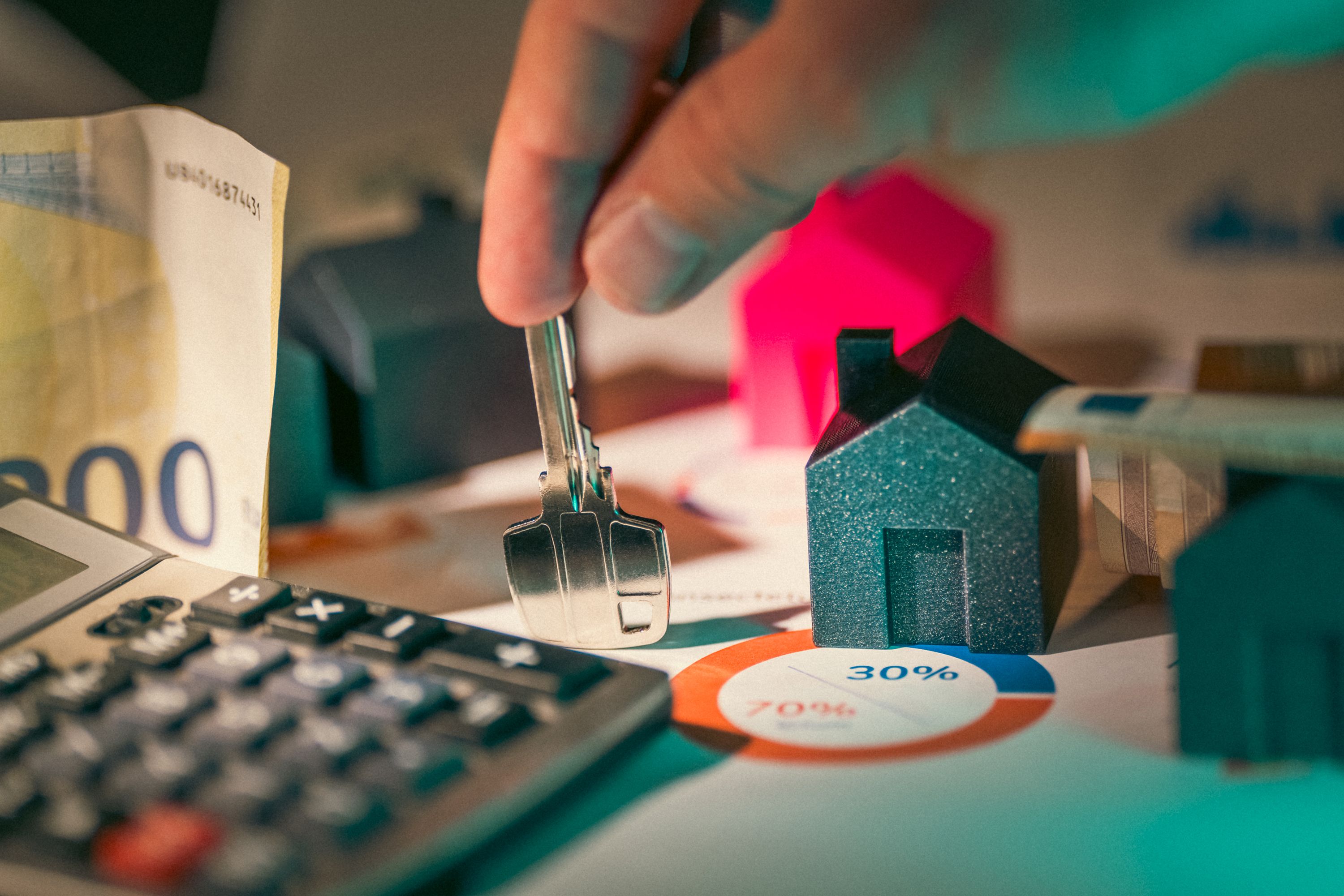 How to run a background check on a rental applicant