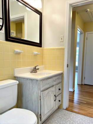 4950 Essexshire Ave, Memphis, Tennessee 38117, 3 Bedrooms Bedrooms, 0 ,2 BathroomsBathrooms,House,For Rent,Essexshire,0,2090