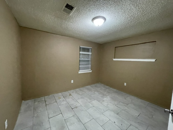 1766 Cincinnati Rd, Memphis, Tennessee 38106, 4 Bedrooms Bedrooms, 0 ,2 BathroomsBathrooms,House,For Rent,Cincinnati,0,2100