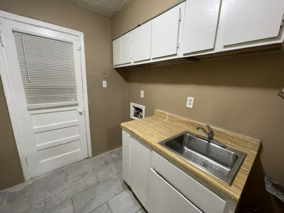 1766 Cincinnati Rd, Memphis, Tennessee 38106, 4 Bedrooms Bedrooms, 0 ,2 BathroomsBathrooms,House,For Rent,Cincinnati,0,2100
