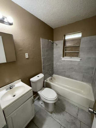 1766 Cincinnati Rd, Memphis, Tennessee 38106, 4 Bedrooms Bedrooms, 0 ,2 BathroomsBathrooms,House,For Rent,Cincinnati,0,2100