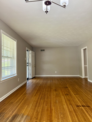 4013 Martindale Ave, Memphis, Tennessee 38128, 4 Bedroom Bedrooms, 0 ,2 BathroomBathrooms,House,For Rent,Martindale ,0,1155