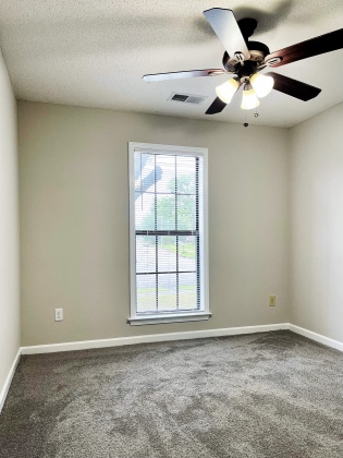 1079 Harpeth, Memphis, Tennessee 38134, 3 Bedrooms Bedrooms, ,2 BathroomsBathrooms,House,For Rent,Harpeth,1228