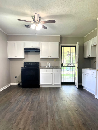 331 Barkwood Dr., Memphis, Tennessee 38109, 3 Bedroom Bedrooms, 0 ,1 BathroomBathrooms,House,For Rent,Barkwood Dr.,0,1024