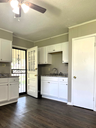 331 Barkwood Dr., Memphis, Tennessee 38109, 3 Bedroom Bedrooms, 0 ,1 BathroomBathrooms,House,For Rent,Barkwood Dr.,0,1024
