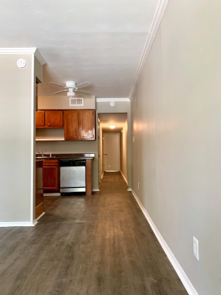 2093 Jefferson Ave, Memphis, Tennessee 38104, 2 Bedrooms Bedrooms, 0 ,1 BathroomBathrooms,Apartment,For Rent,Jefferson ,0,1410