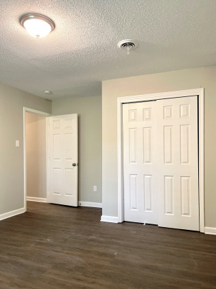 1437 Castalia St, Memphis, Tennessee 38114, 3 Bedrooms Bedrooms, 0 ,1 BathroomBathrooms,Duplex,For Rent,Castalia,0,1594