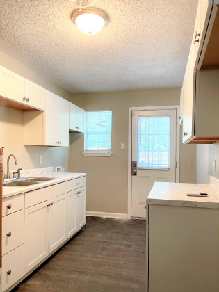 1437 Castalia St, Memphis, Tennessee 38114, 3 Bedrooms Bedrooms, 0 ,1 BathroomBathrooms,Duplex,For Rent,Castalia,0,1594