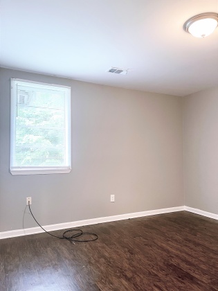 802 Cella Street, Memphis, Tennessee 38114, 2 Bedrooms Bedrooms, ,1 BathroomBathrooms,Duplex,For Rent,Cella,1620