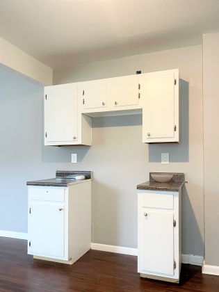 802 Cella Street, Memphis, Tennessee 38114, 2 Bedrooms Bedrooms, ,1 BathroomBathrooms,Duplex,For Rent,Cella,1620
