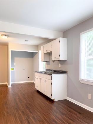 802 Cella Street, Memphis, Tennessee 38114, 2 Bedrooms Bedrooms, ,1 BathroomBathrooms,Duplex,For Rent,Cella,1620