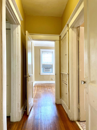 1572 Tutwiler Ave, Memphis, Tennessee 38107, 2 Bedrooms Bedrooms, 0 ,1 BathroomBathrooms,Duplex,For Rent,Tutwiler,0,1676