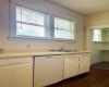 1572 Tutwiler Ave, Memphis, Tennessee 38107, 2 Bedrooms Bedrooms, 0 ,1 BathroomBathrooms,Duplex,For Rent,Tutwiler,0,1676