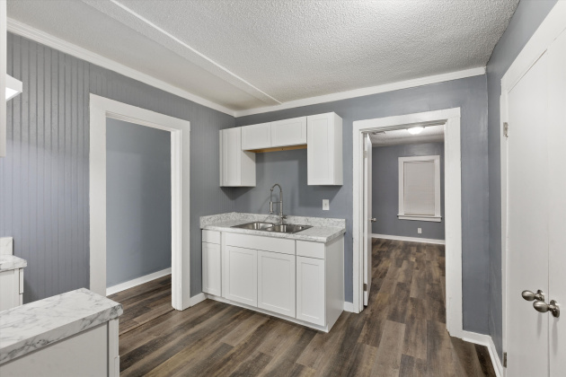 425 Carpenter St, Memphis, Tennessee 38112, 3 Bedrooms Bedrooms, 0 ,1 BathroomBathrooms,House,For Rent,Carpenter,0,1704