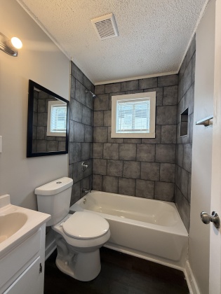 1659 Patton St, Memphis, Tennessee 38106, 1 Bedroom Bedrooms, ,1 BathroomBathrooms,House,For Rent,Patton,1730