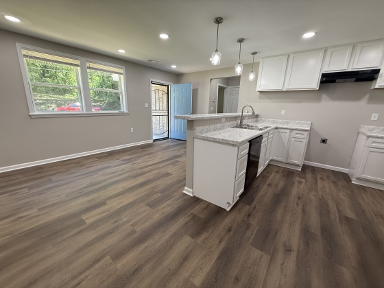 2429 Corry Rd, Memphis, Tennessee 38106, 4 Bedrooms Bedrooms, ,1 BathroomBathrooms,House,For Rent,Corry,1733