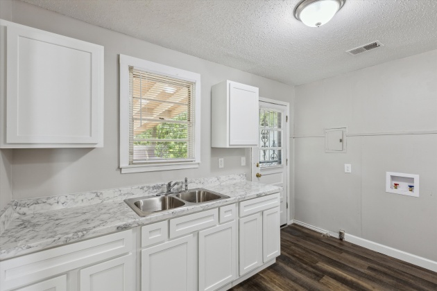 605 Orchard Ave, Memphis, Tennessee 38127, 3 Bedrooms Bedrooms, ,1 BathroomBathrooms,House,For Rent,Orchard,1738