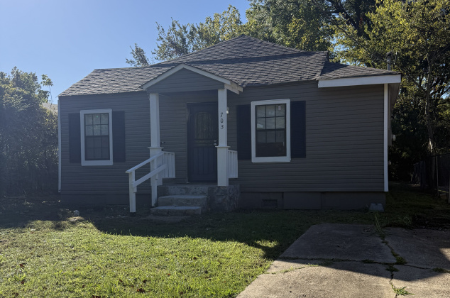 705 Harahan Rd, Memphis, Tennessee 38109, 4 Bedrooms Bedrooms, 0 ,2 BathroomsBathrooms,House,For Rent,Harahan,0,1777