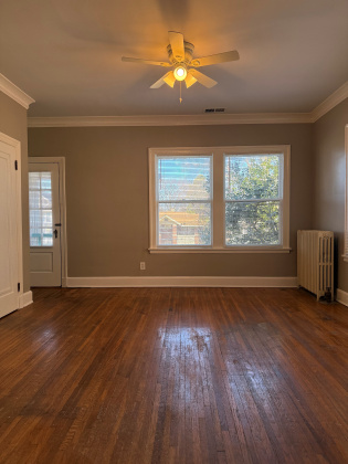 72 Belvedere, Memphis, Tennessee 38104, 2 Bedrooms Bedrooms, 0 ,1 BathroomBathrooms,Apartment,For Rent,Belvedere,0,1792