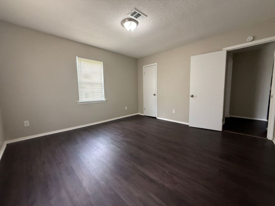 284 Gaston Ave, Memphis, Tennessee 38106, 5 Bedrooms Bedrooms, 0 ,1 BathroomBathrooms,House,For Rent,Gaston,0,1810