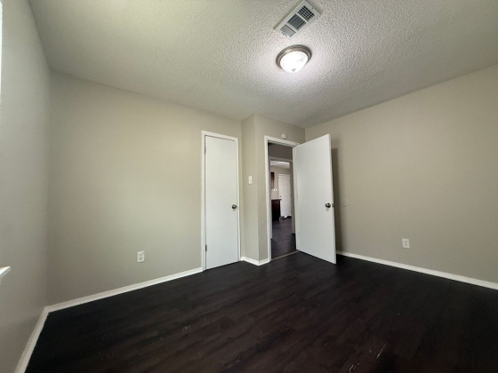 284 Gaston Ave, Memphis, Tennessee 38106, 5 Bedrooms Bedrooms, 0 ,1 BathroomBathrooms,House,For Rent,Gaston,0,1810