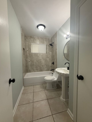 1821 Dale LaVern Rd, Memphis, Tennessee 38116, 4 Bedrooms Bedrooms, 0 ,2 BathroomsBathrooms,House,For Rent,Dale LaVern,0,1817 1821 Dale LaVern Rd, Memphis, Tennessee 38116, 4 Bedrooms Bedrooms, 0 ,2 BathroomsBathrooms,House,For Rent,Dale LaVern,0,1817
