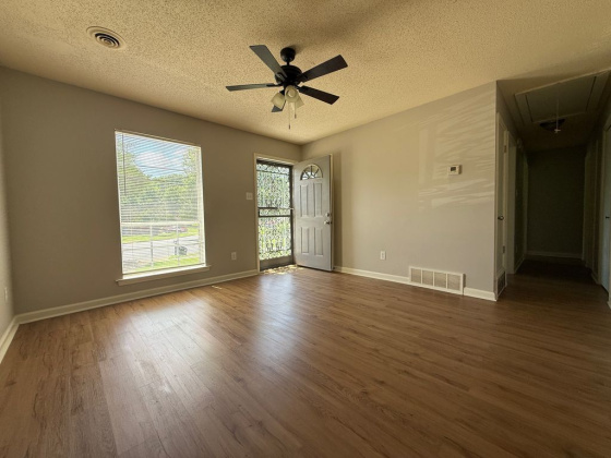 4200 Clydesdale Dr, Memphis, Tennessee 38109, 3 Bedrooms Bedrooms, 0 ,1 BathroomBathrooms,House,For Rent,Clydesdale,0,1877 4200 Clydesdale Dr, Memphis, Tennessee 38109, 3 Bedrooms Bedrooms, 0 ,1 BathroomBathrooms,House,For Rent,Clydesdale,0,1877